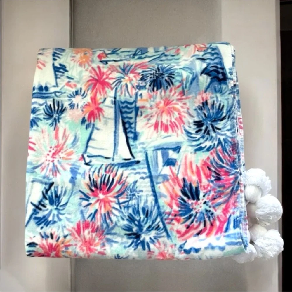 New! LILLY PULITZER TASSEL Beach Bath Towel